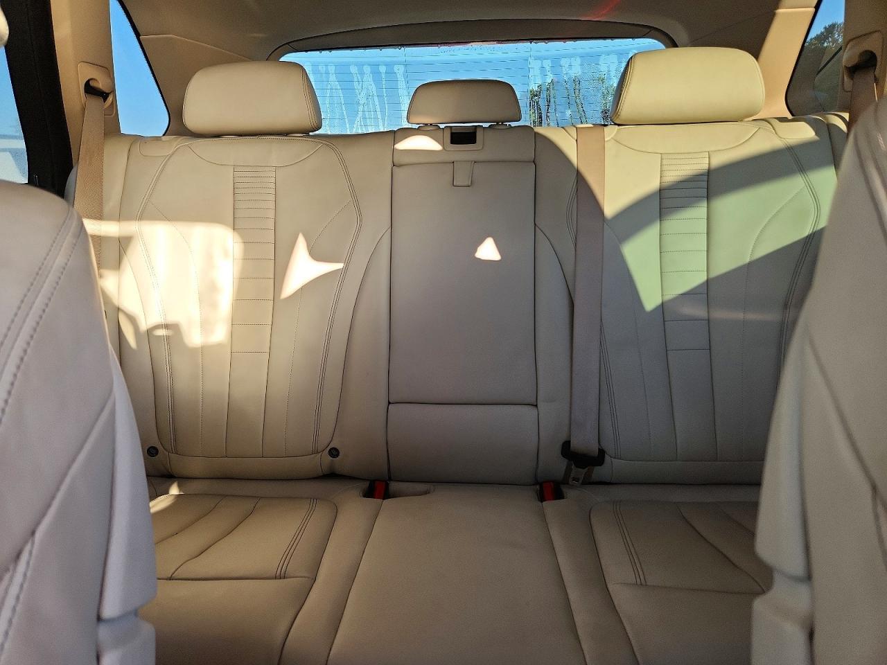2016 BMW X5 - zdjęcie 10