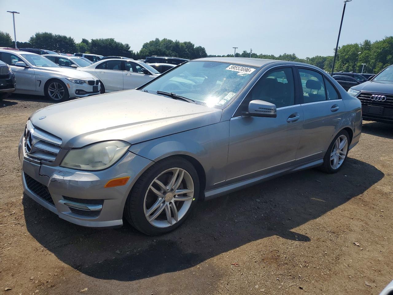 2014 Mercedes-Benz C 300 4Matic - zdjęcie główne