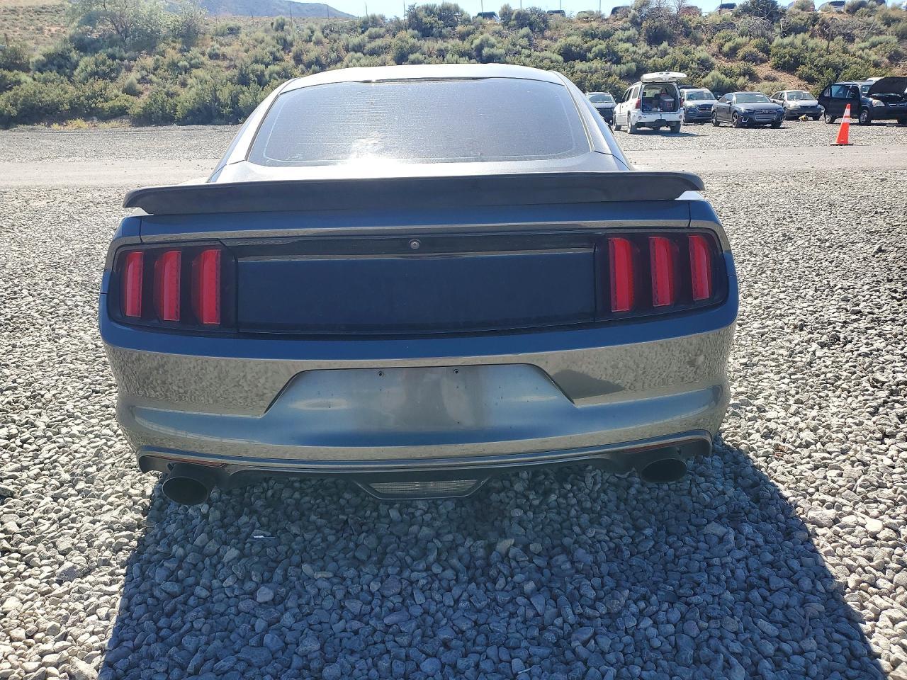 2017 Ford Mustang - zdjęcie 6