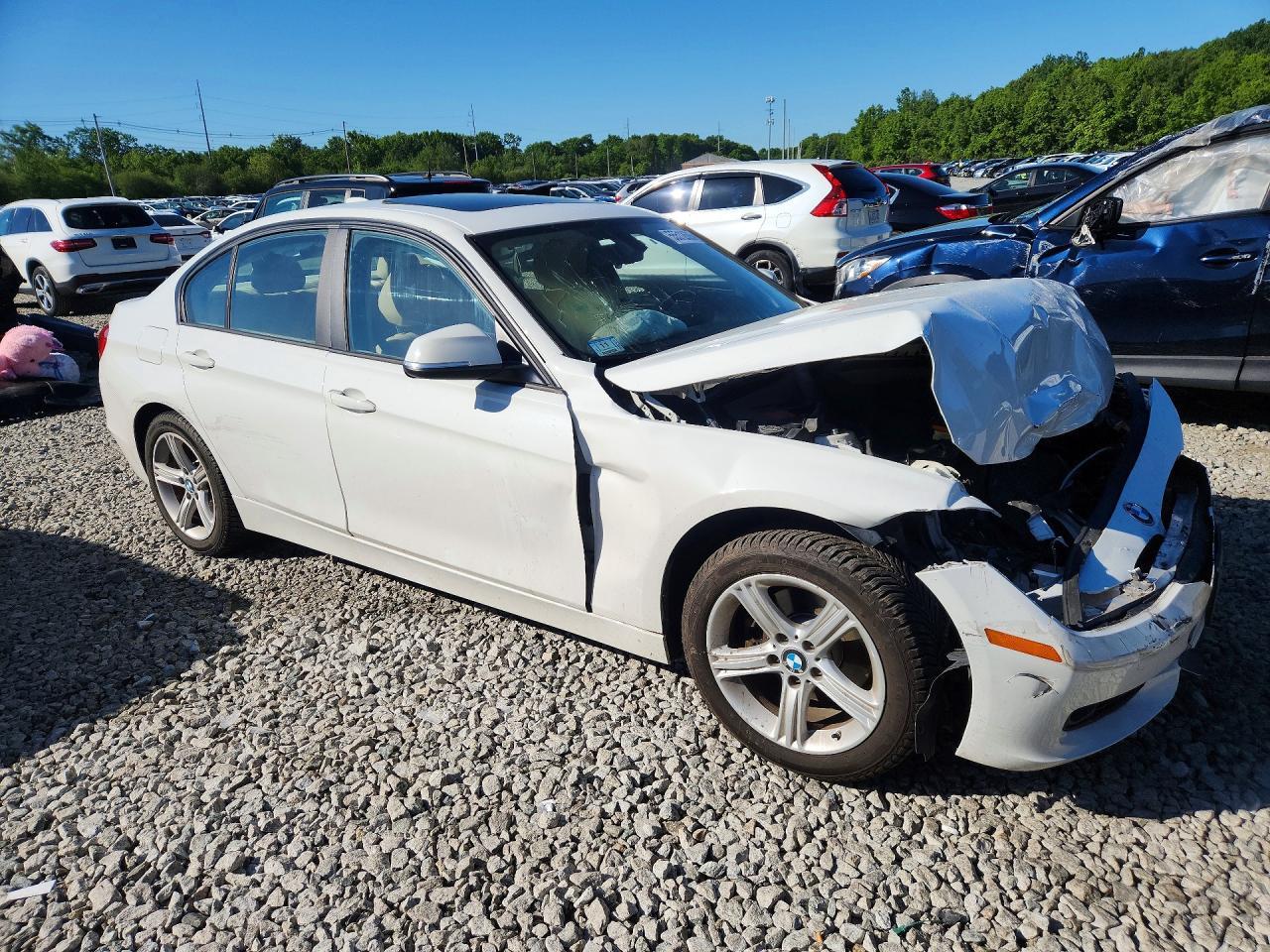 2014 BMW 320 I xDrive - zdjęcie 4