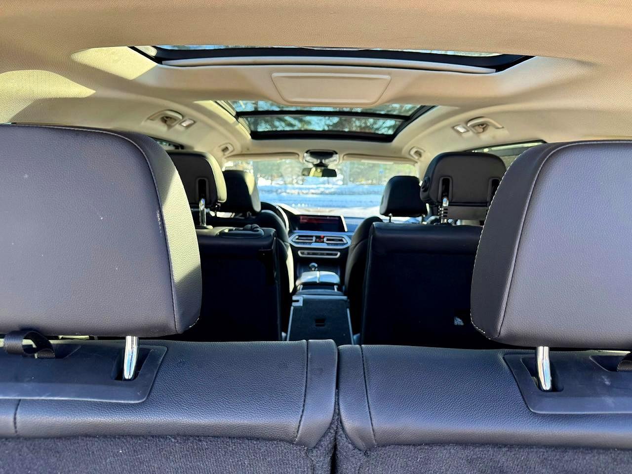 2020 BMW X7 xDrive40I - zdjęcie 9