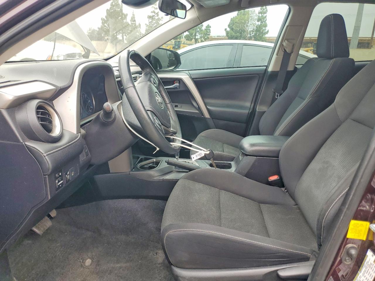 2017 Toyota Rav4 Xle - zdjęcie 7