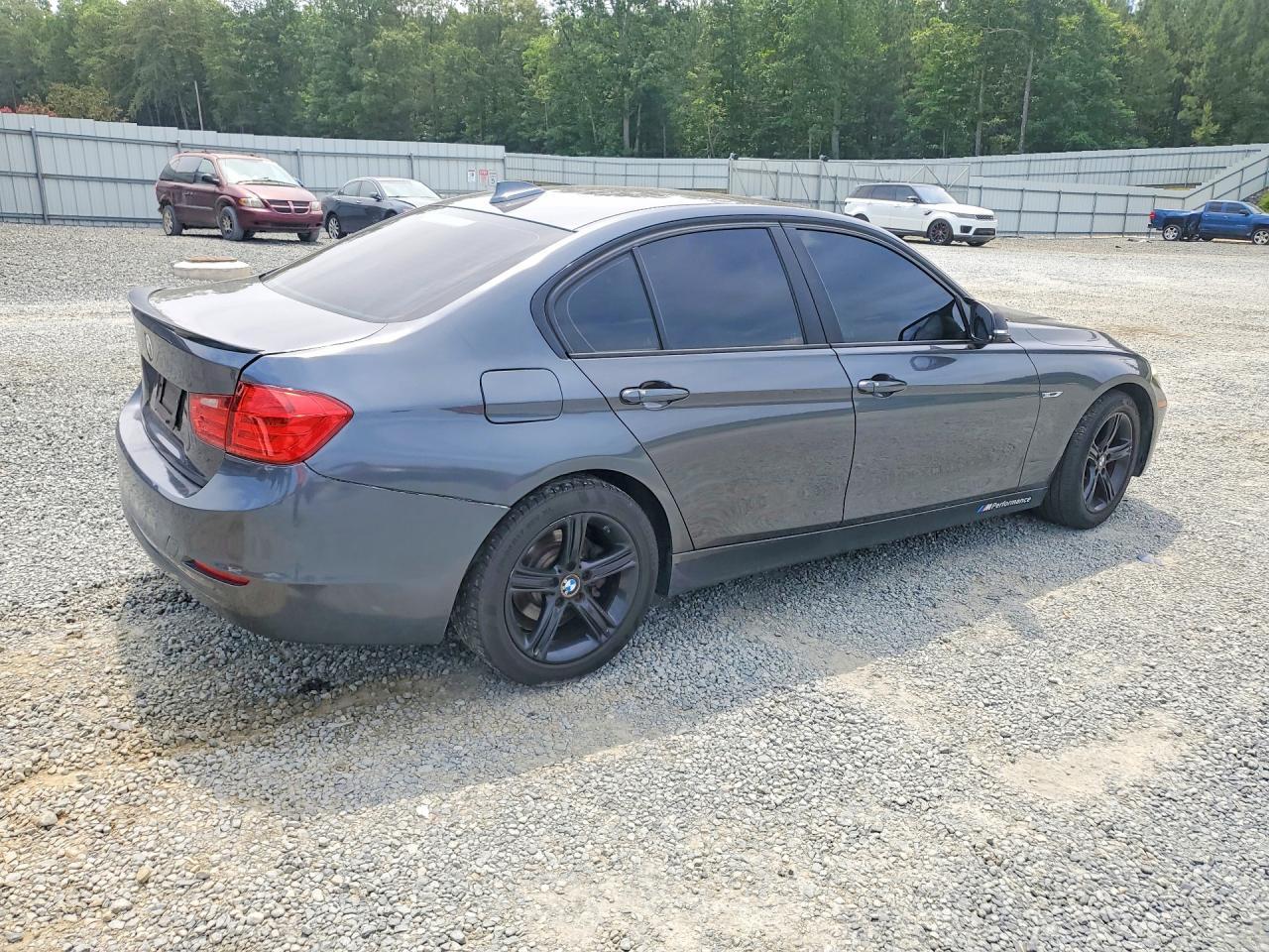2013 BMW Seria 3 328i - zdjęcie 3