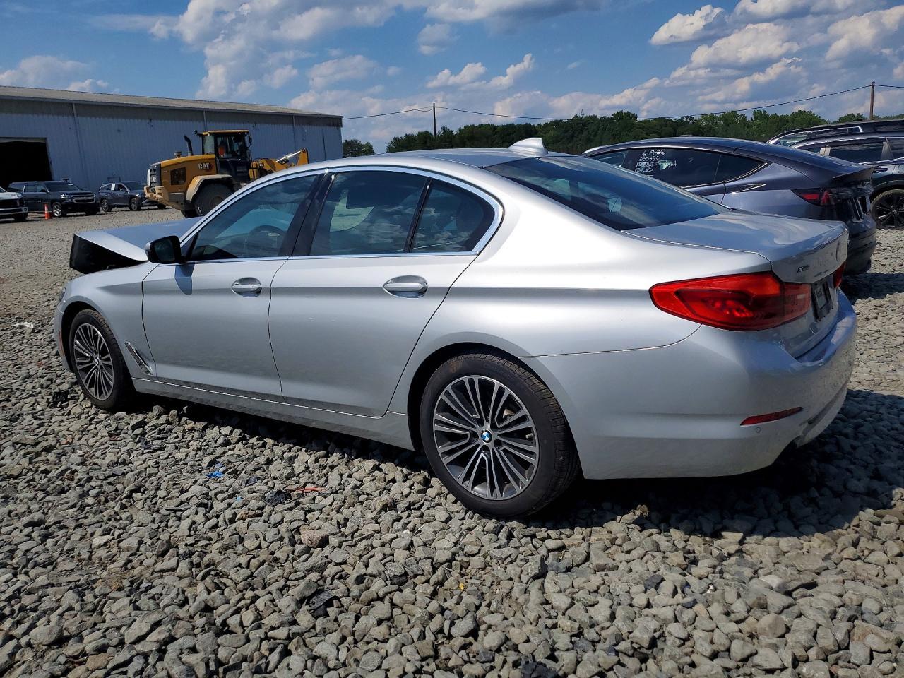 2019 BMW Seria 5 530i - zdjęcie 2
