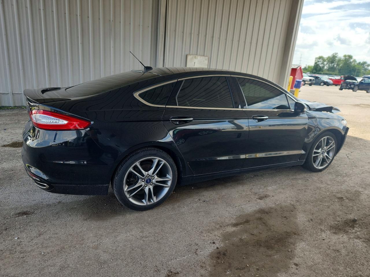 2013 Ford Fusion Titanium - zdjęcie 3