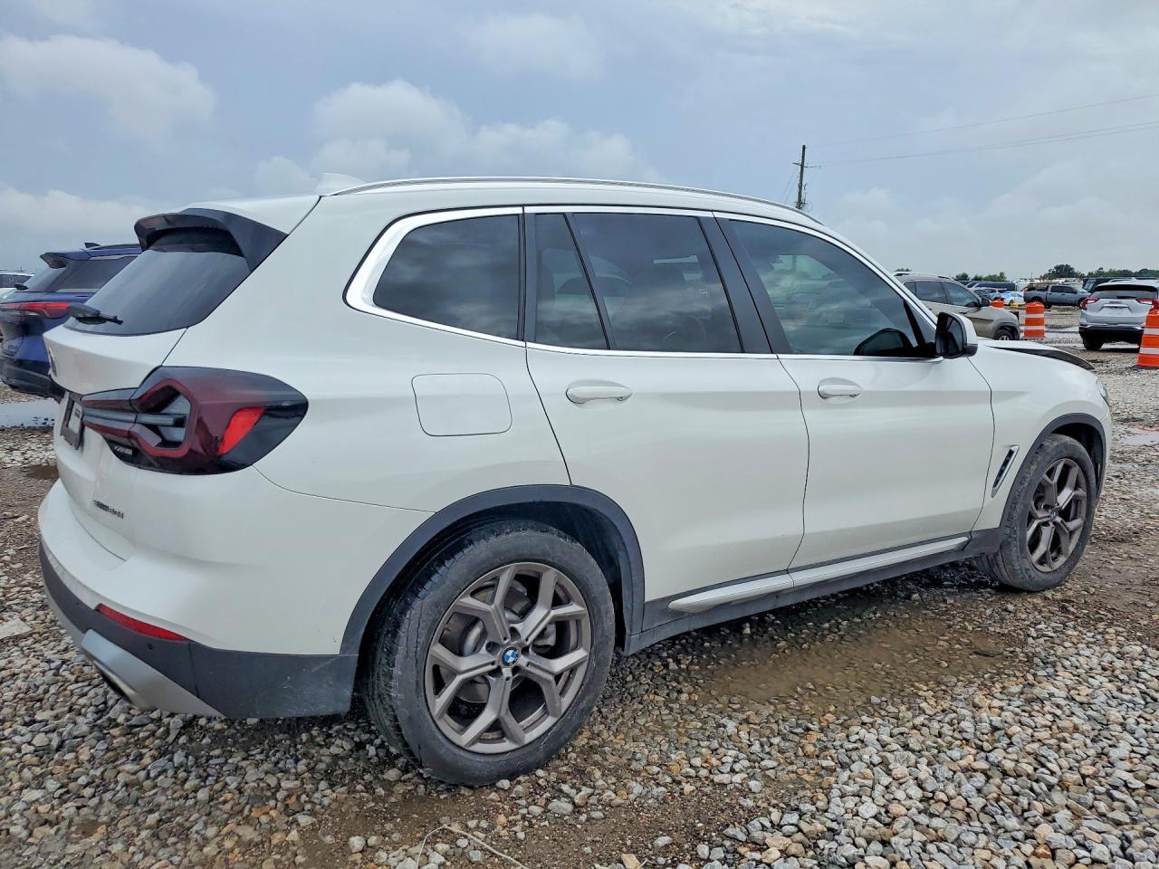 2022 BMW X3 Sdrive30I - zdjęcie 3