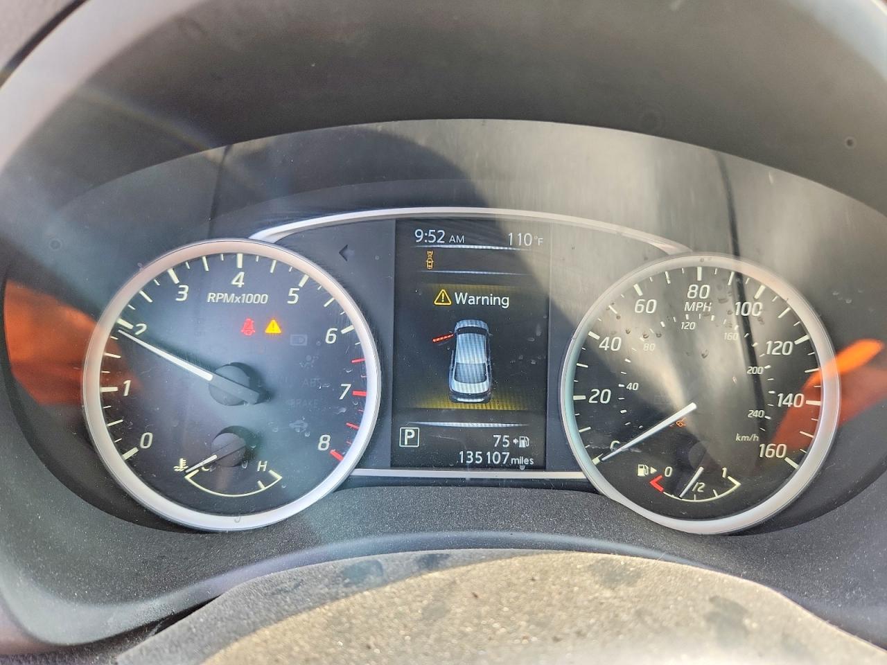 2018 Nissan Sentra S - zdjęcie 9