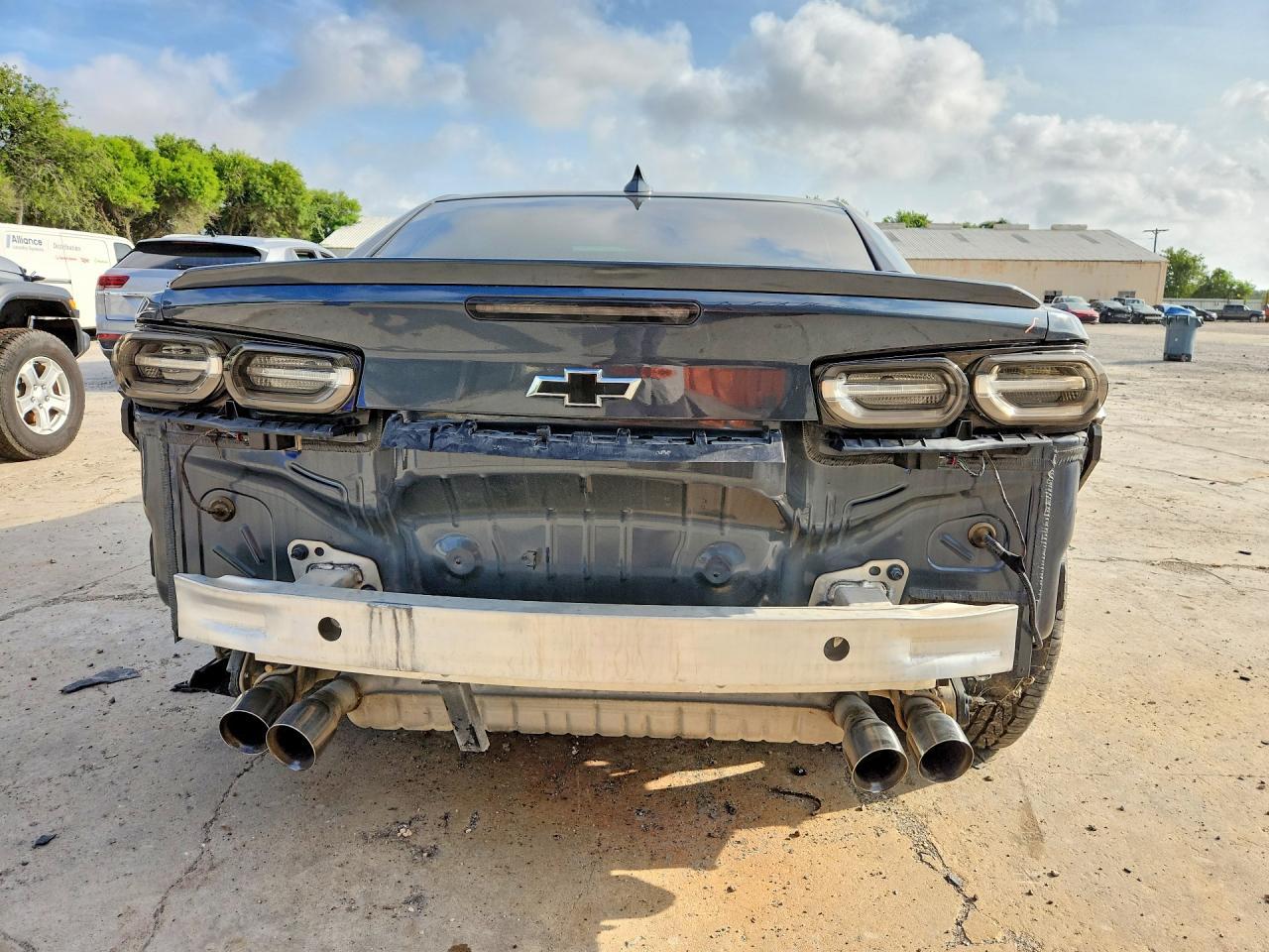 2021 Chevrolet Camaro - zdjęcie 6