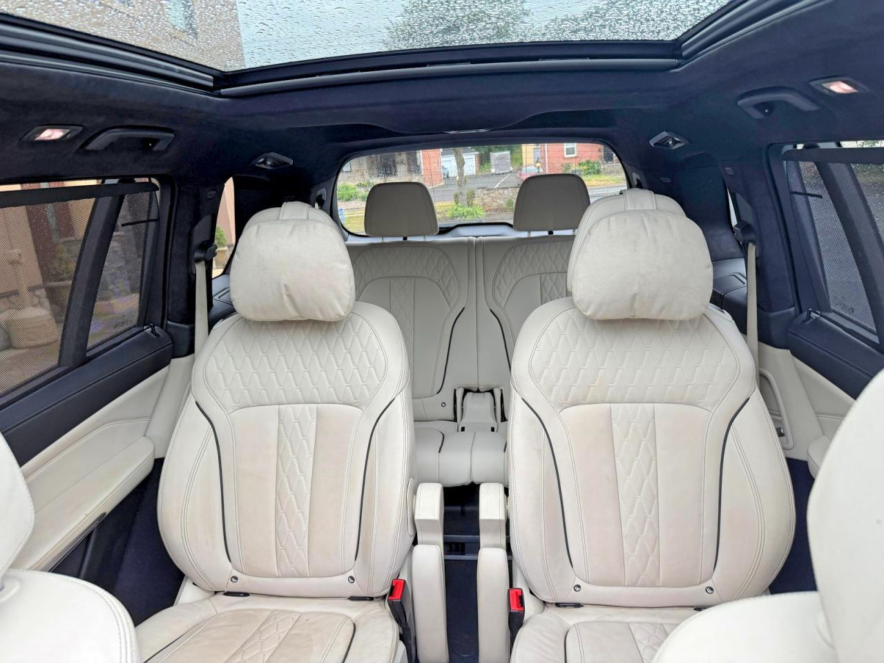 2022 BMW X7 xDrive40I - zdjęcie 14