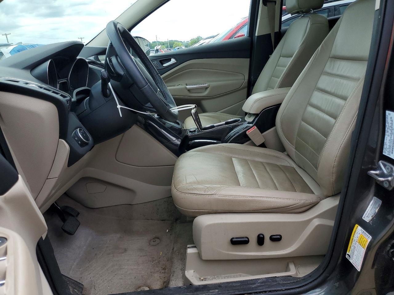 2016 Ford Escape Titanium - zdjęcie 7