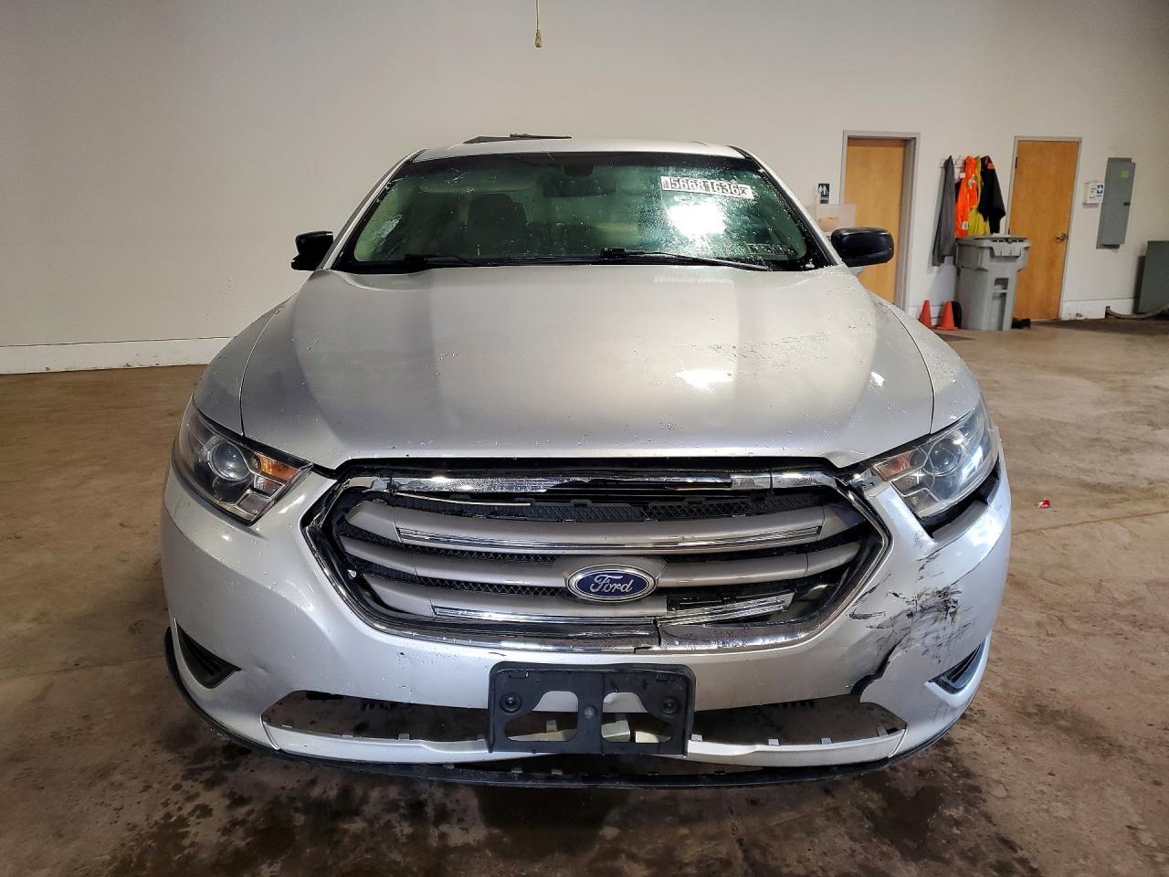 2016 Ford Taurus Se - zdjęcie 5