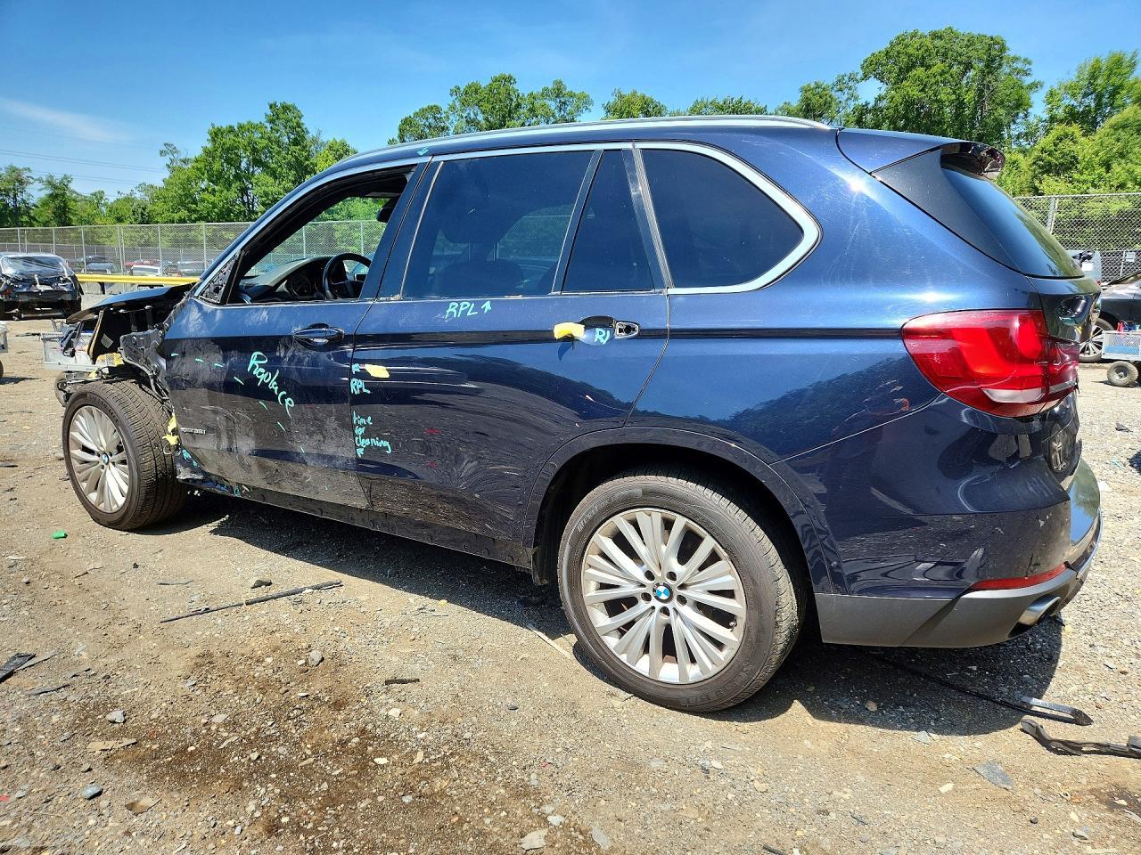 2017 BMW X5 xDrive35I - zdjęcie 2