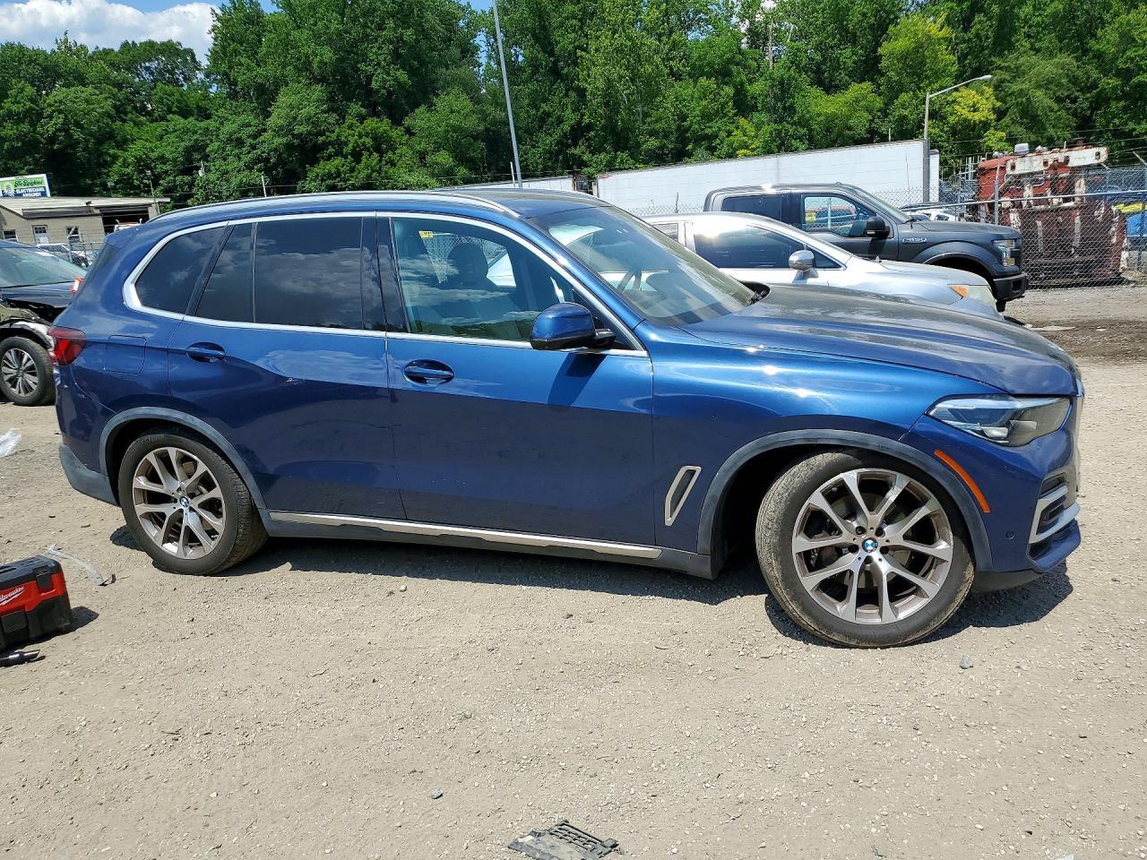 2022 BMW X5 xDrive40I - zdjęcie 4