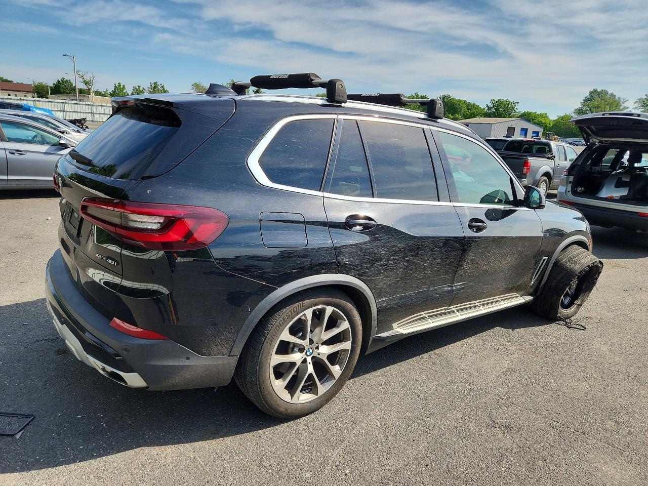 2021 BMW X5 xDrive40I - zdjęcie 3