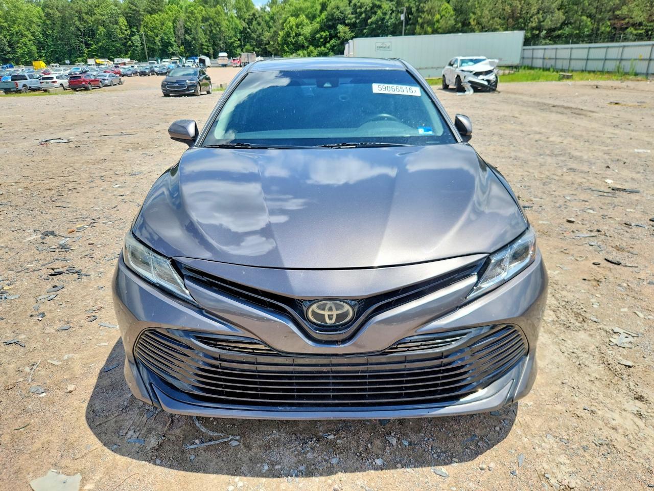 2018 Toyota Camry Le - zdjęcie 5