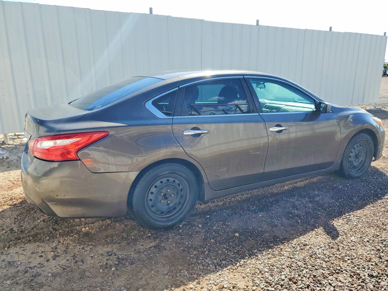 2016 Nissan Altima 2.5 S - zdjęcie 3