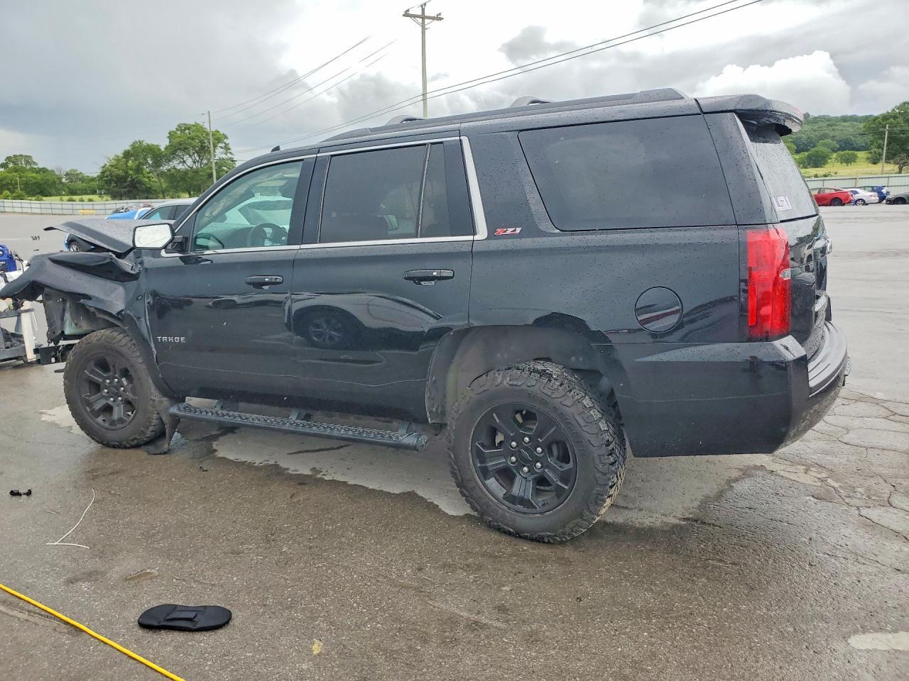 2017 Chevrolet Tahoe K1500 Lt - zdjęcie 2