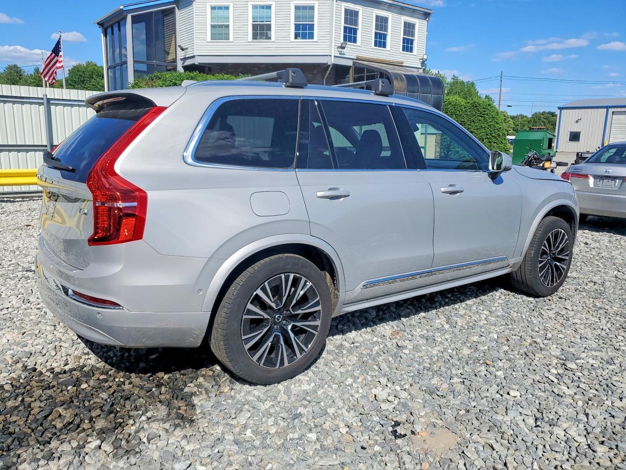 2025 Volvo Xc90 Plus - zdjęcie 3