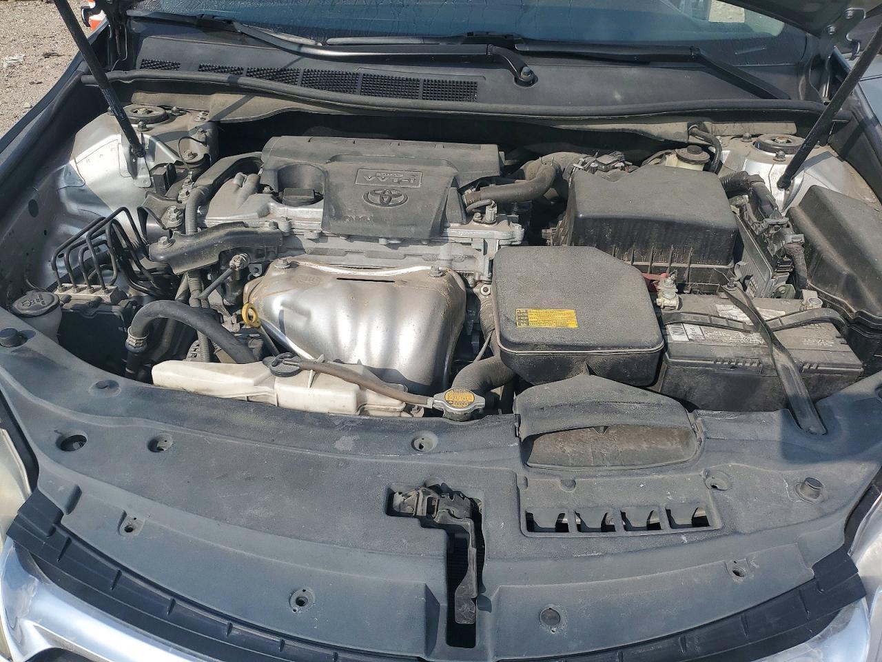 2015 Toyota Camry Le - zdjęcie 11