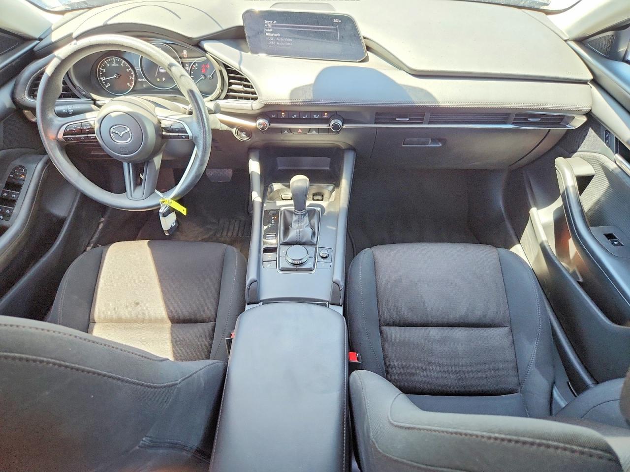 2024 Mazda 3 - zdjęcie 8