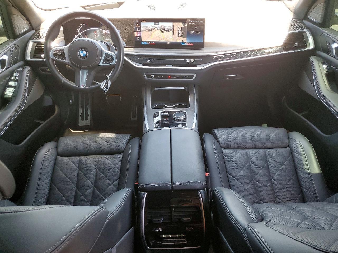 2023 BMW X7 xDrive40I - zdjęcie 8