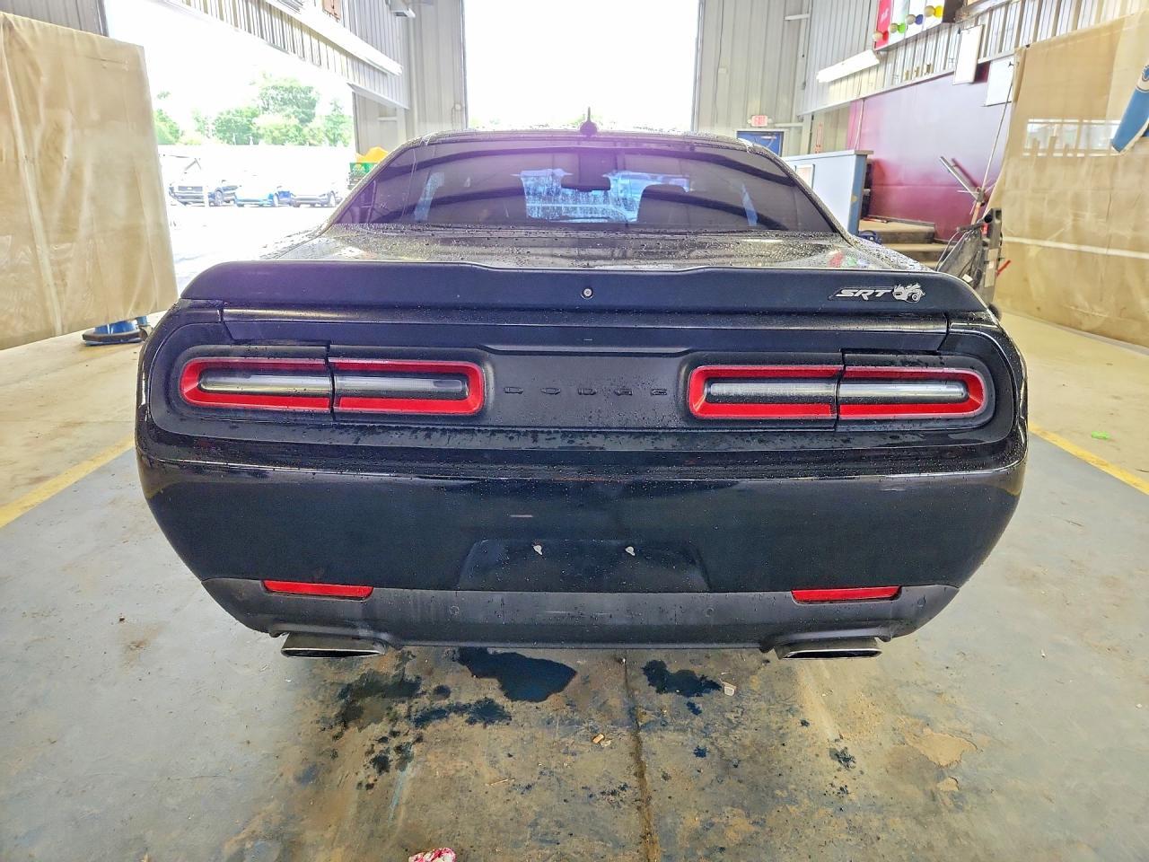 2015 Dodge Challenger R - zdjęcie 6