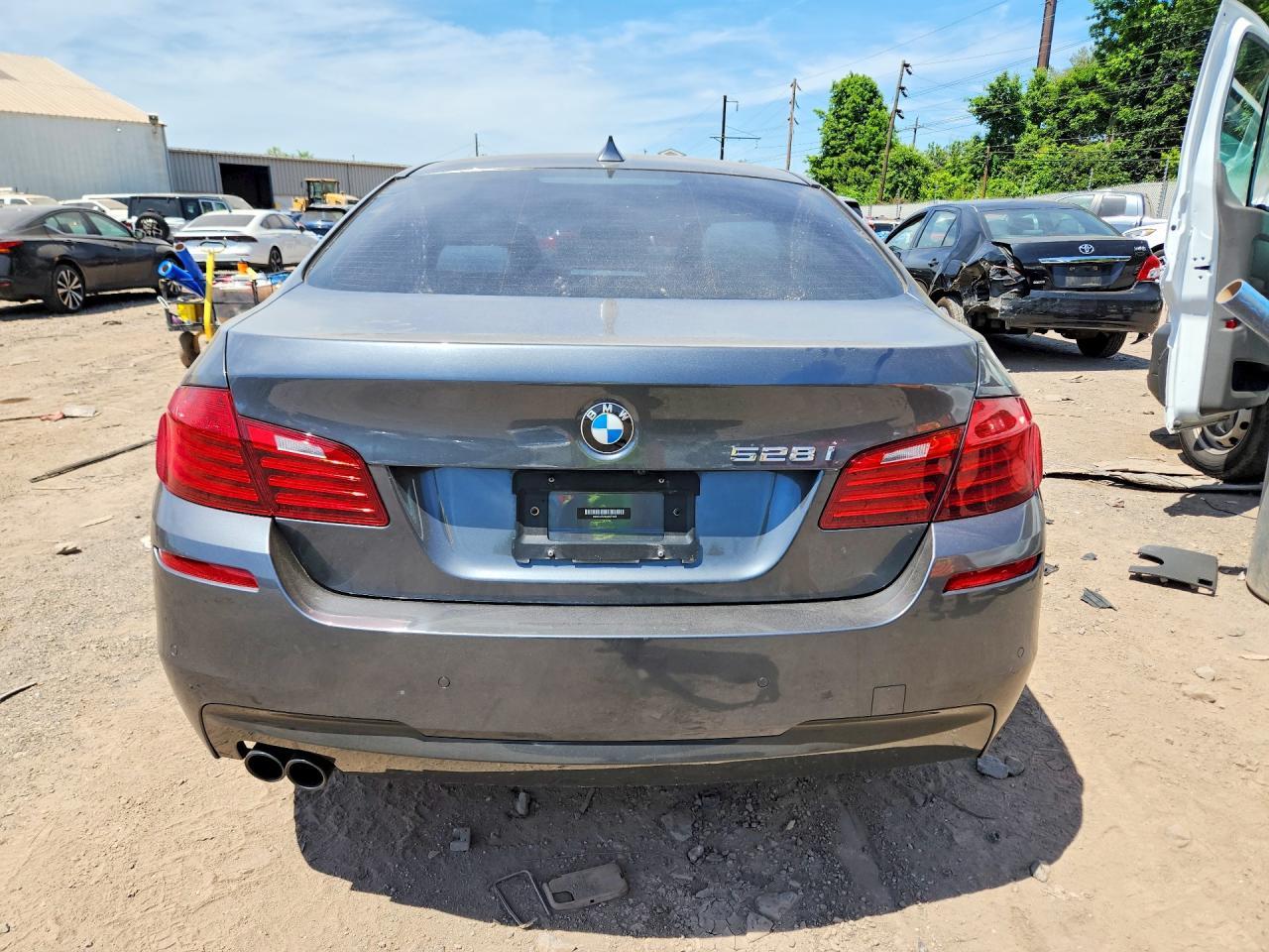 2016 BMW 528 I - zdjęcie 6