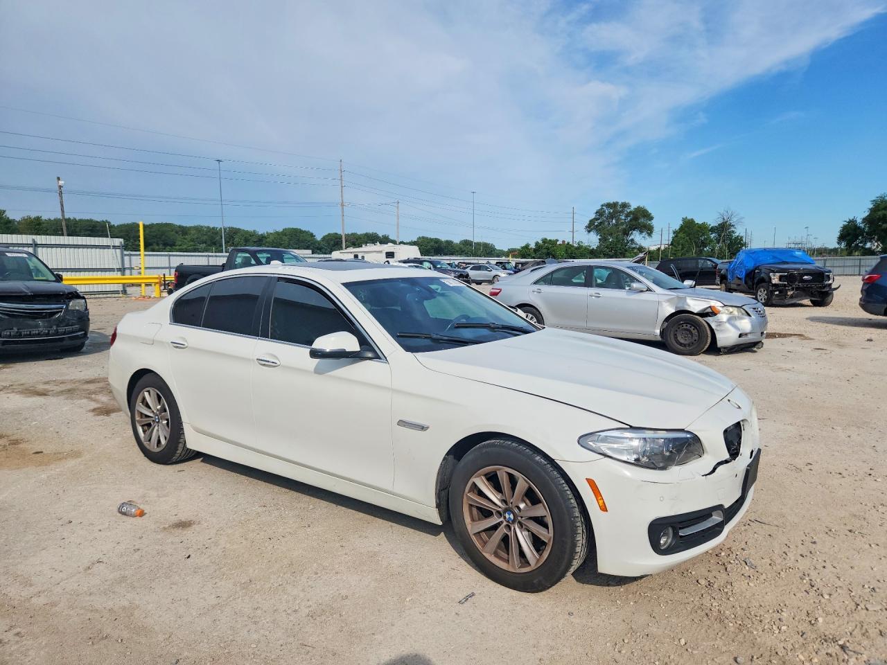 2016 BMW 528 I - zdjęcie 4