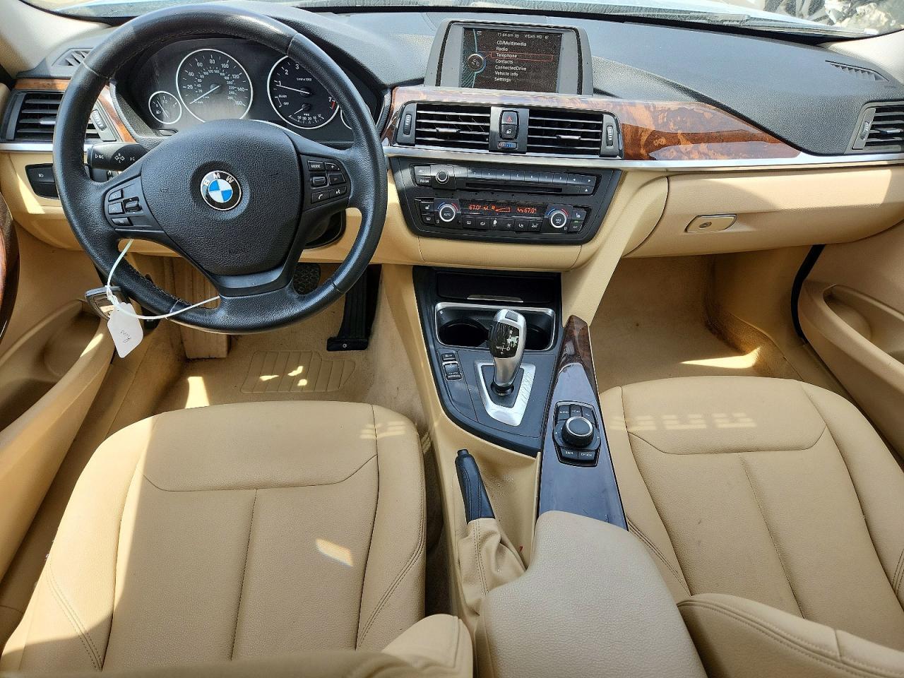 2014 BMW 320 I xDrive - zdjęcie 8