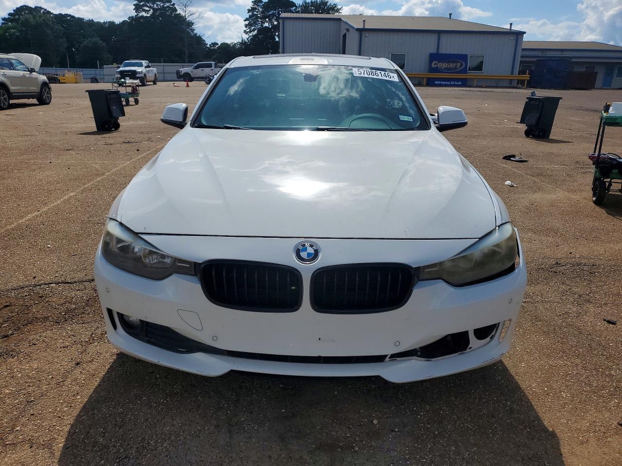 2015 BMW 320 I - zdjęcie 5
