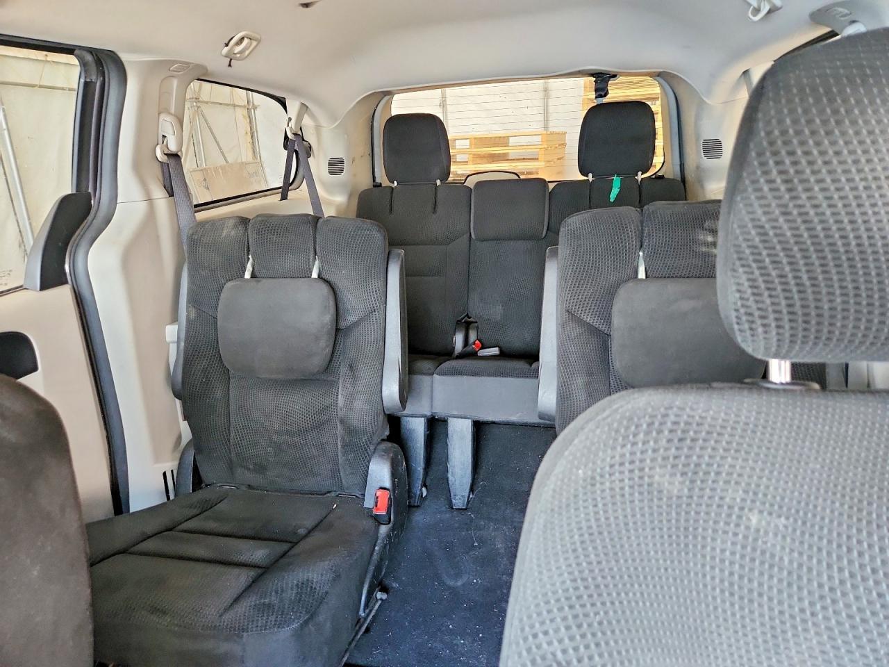 2017 Dodge Grand Caravan Se - zdjęcie 10