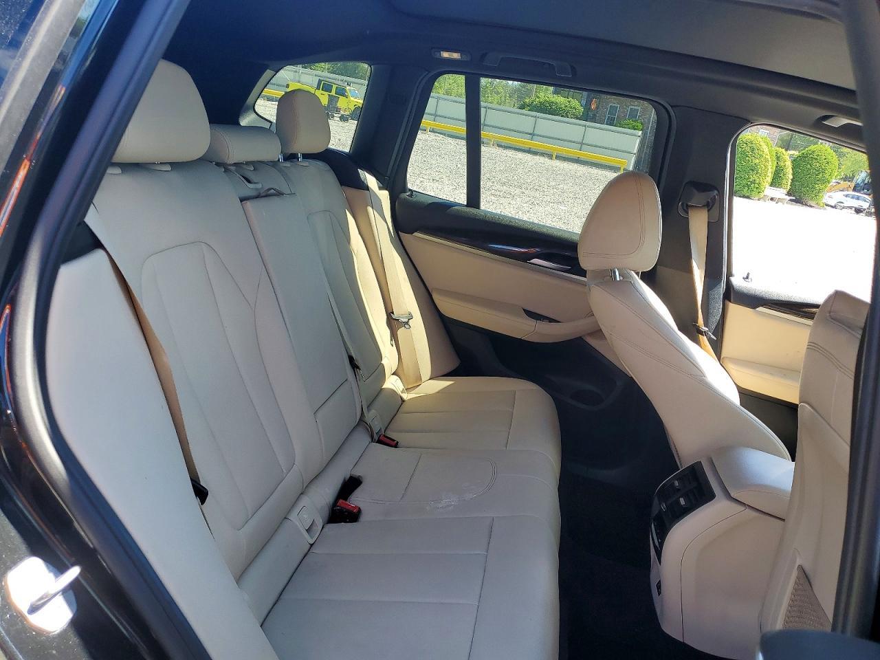 2020 BMW X3 xDrive30I - zdjęcie 11