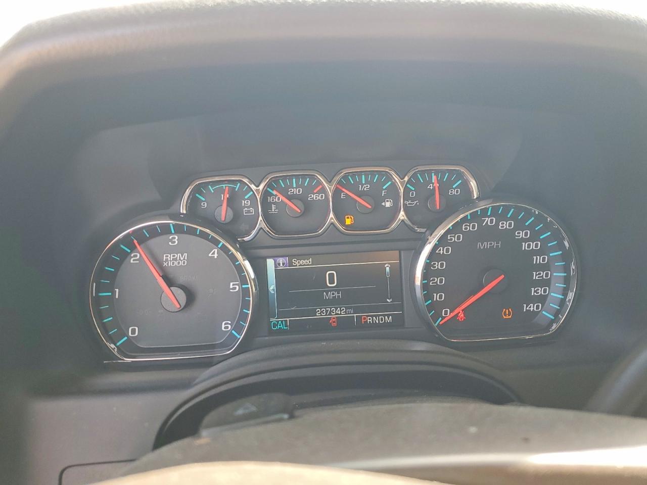 2016 Chevrolet Suburban C1500 Lt - zdjęcie 9