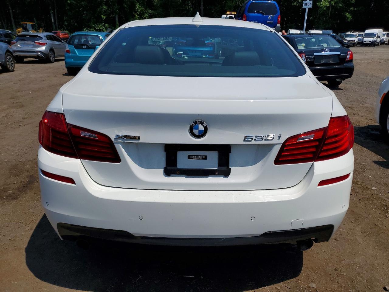 2016 BMW Seria 5 535i - zdjęcie 6