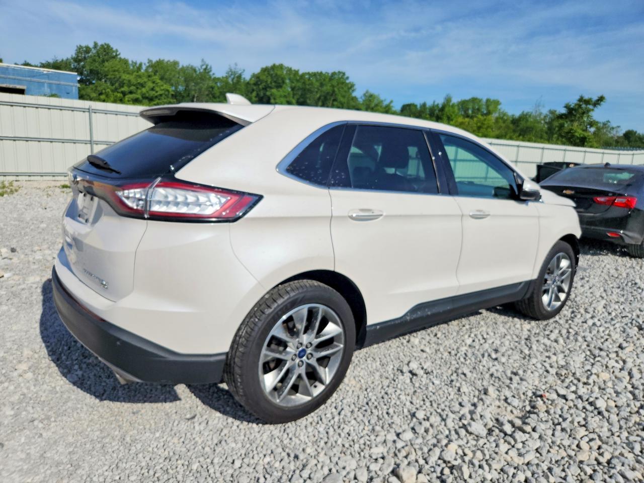 2017 Ford Edge Titanium - zdjęcie 3