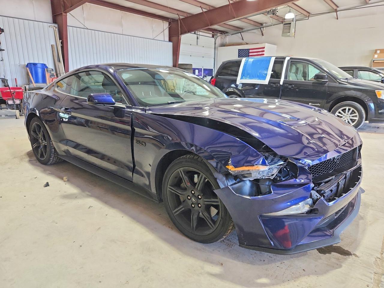 2020 Ford Mustang Gt - zdjęcie 4