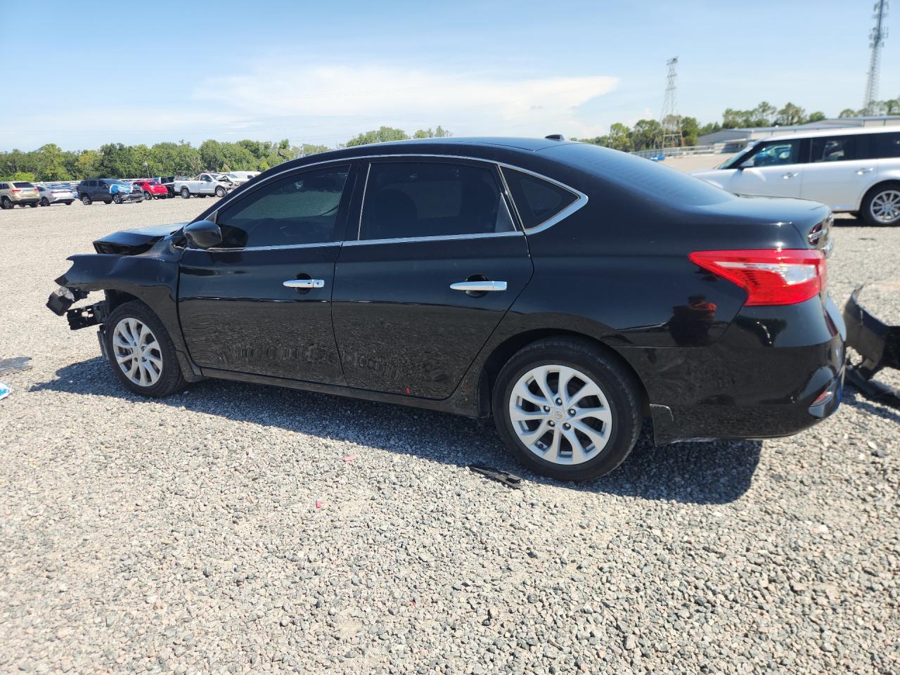 2019 Nissan Sentra Sv - zdjęcie 2