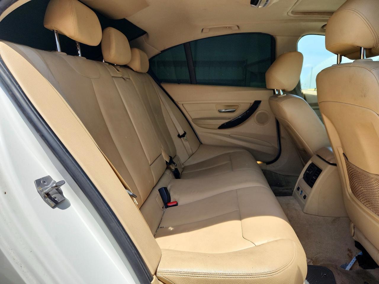 2014 BMW 328 Xi - zdjęcie 10