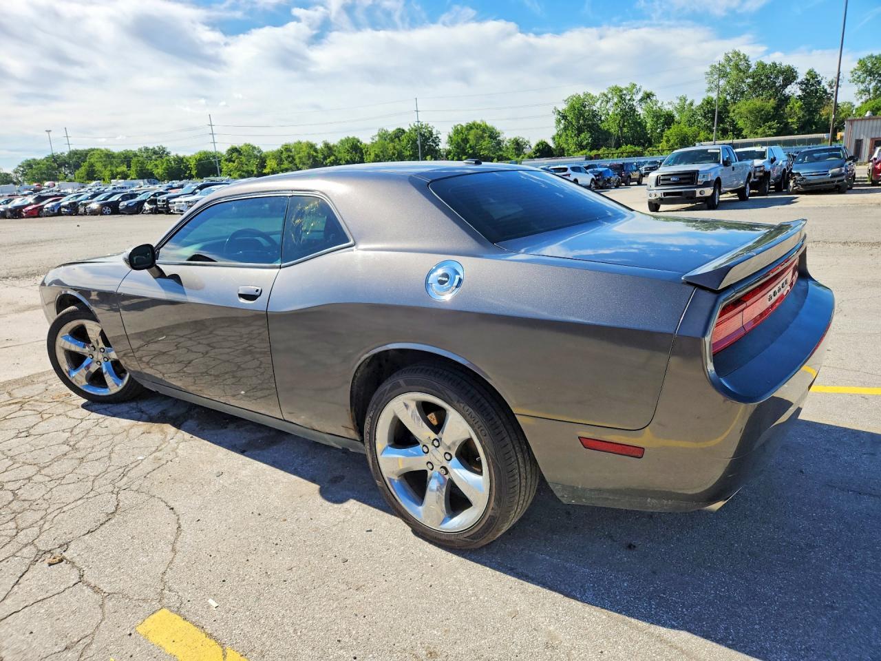 2014 Dodge Challenger Sxt - zdjęcie 2