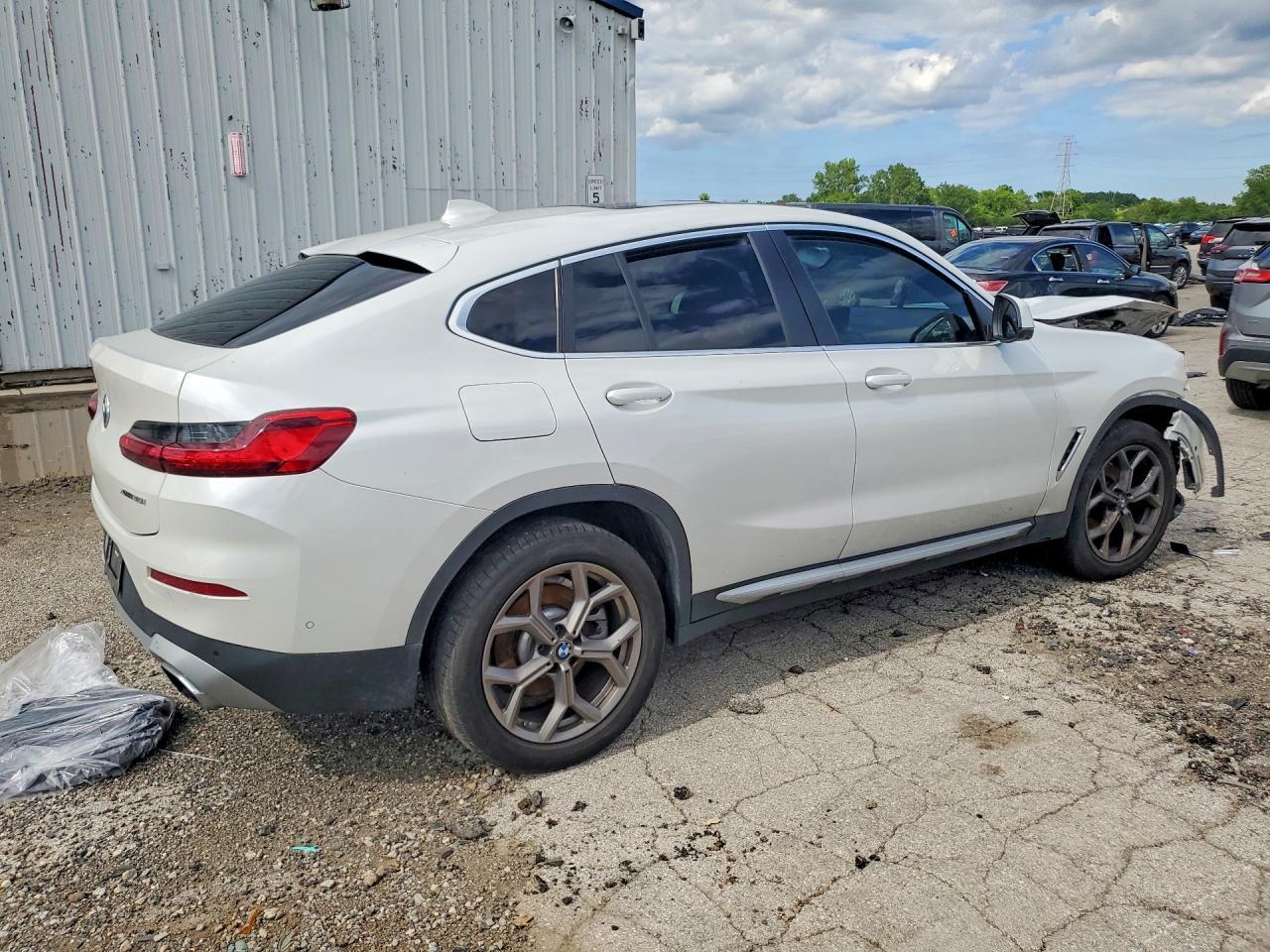 2022 BMW X4 xDrive30I - zdjęcie 3
