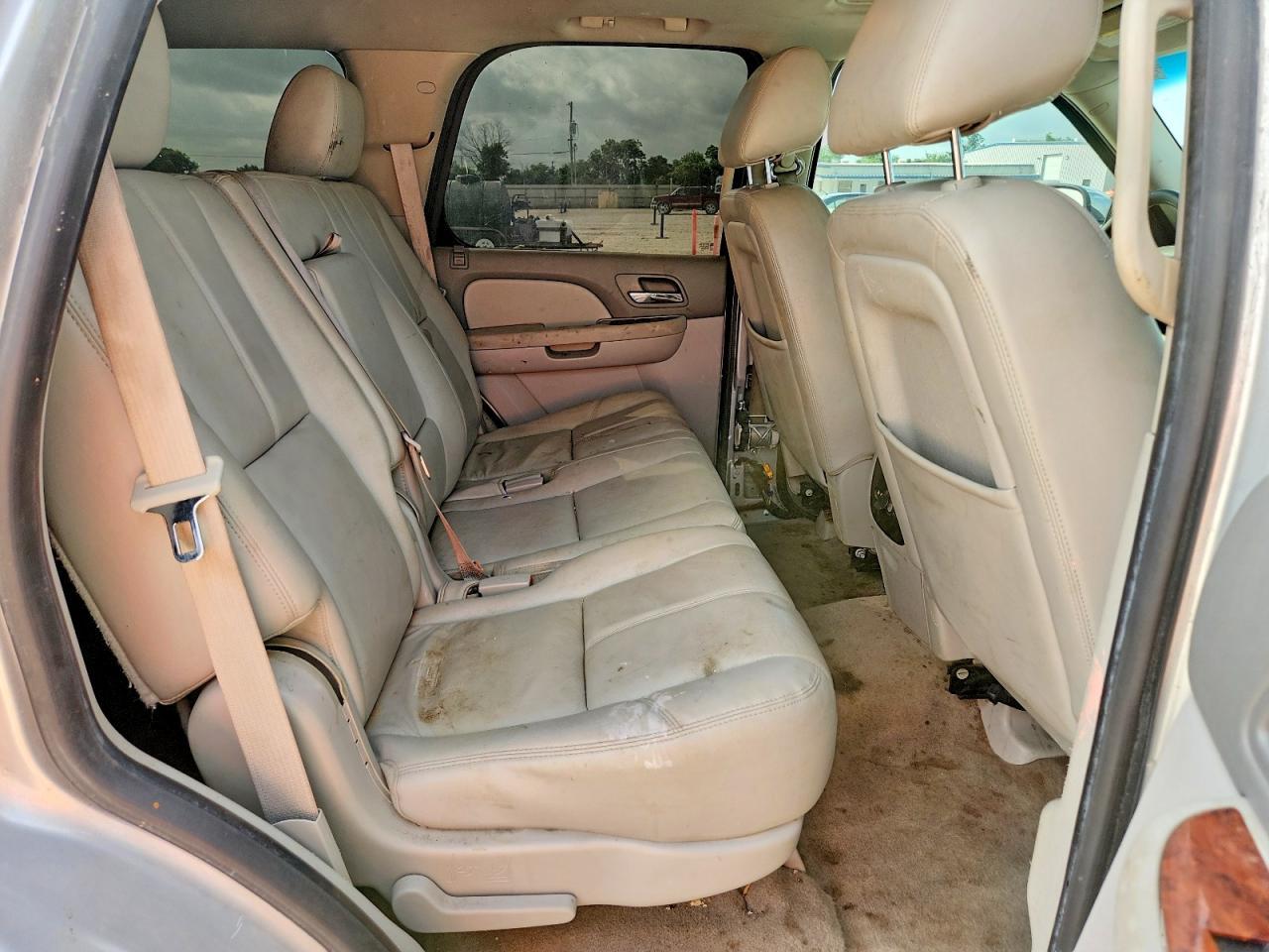 2014 Chevrolet Tahoe C1500 Lt - zdjęcie 11