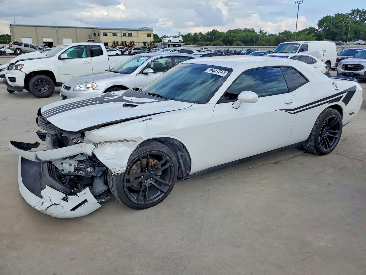 2014 Dodge Challenger Sxt - zdjęcie główne
