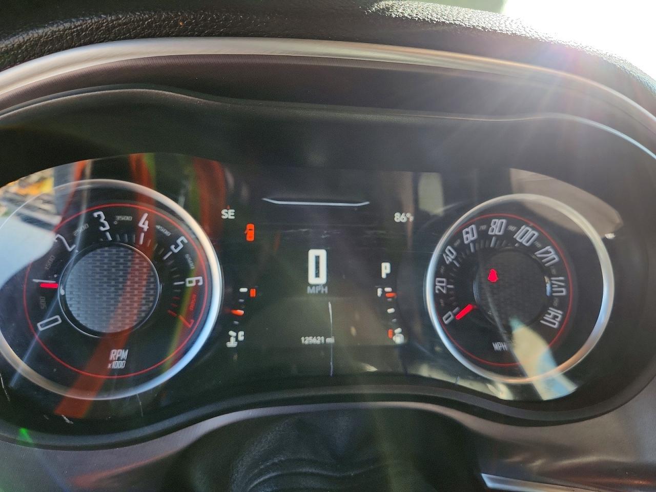 2020 Dodge Challenger Sxt - zdjęcie 9