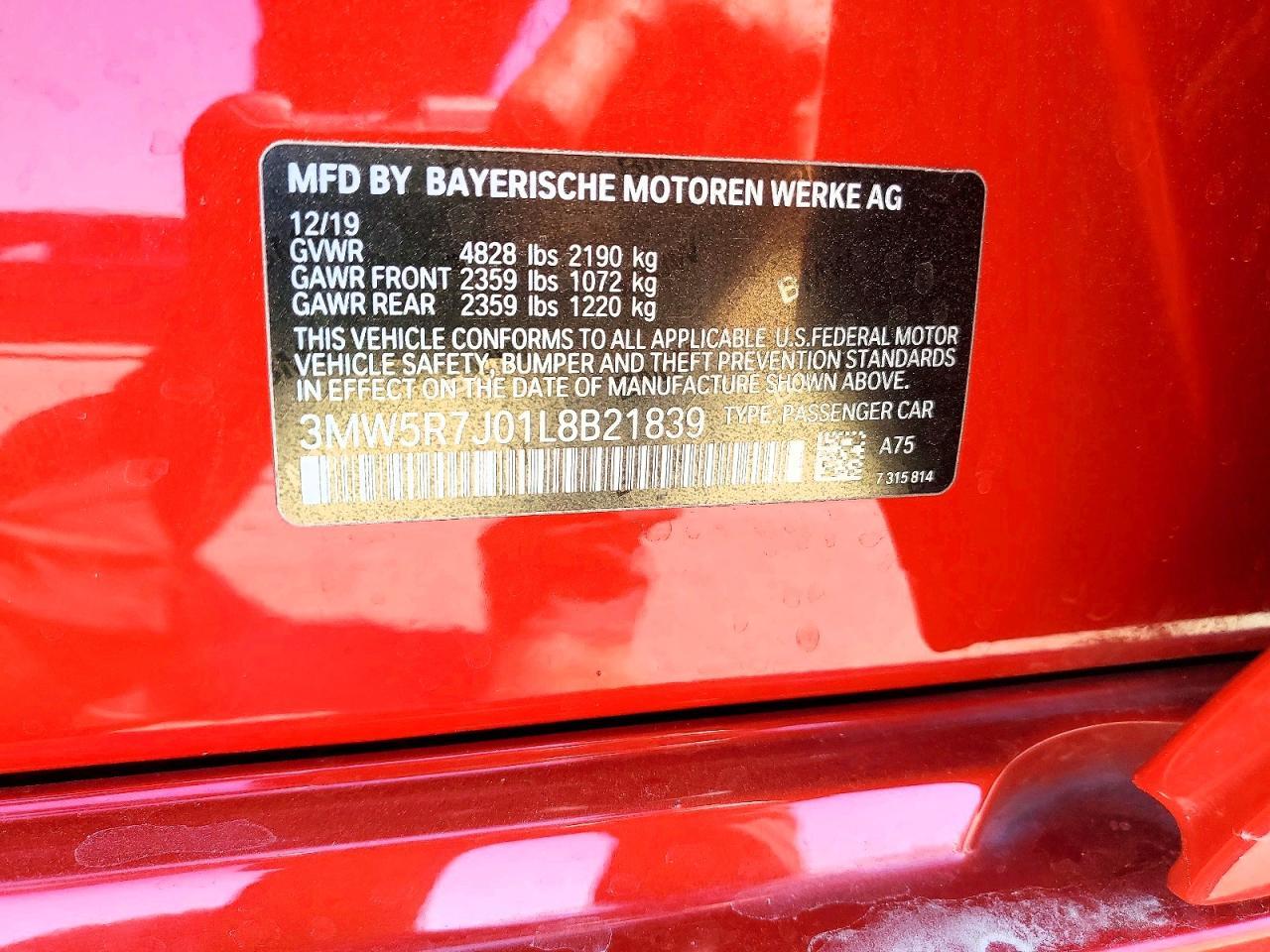 2020 BMW Seria 3 330i - zdjęcie 12