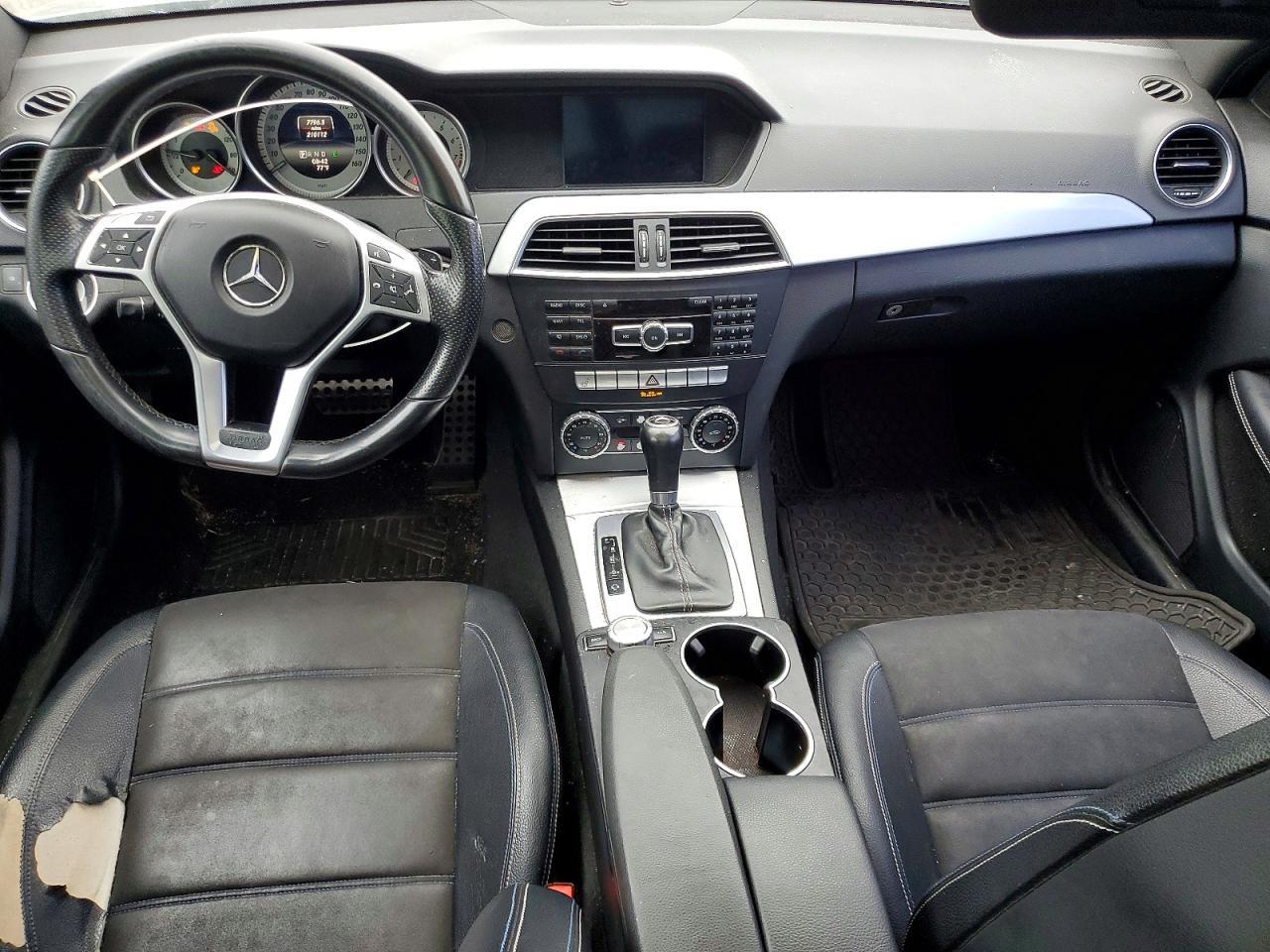 2015 Mercedes-Benz C 250 - zdjęcie 8