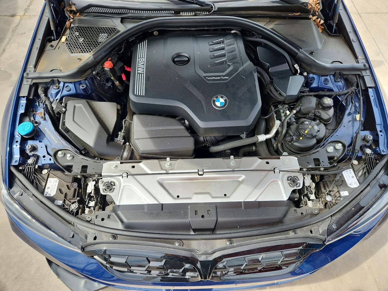 2024 BMW 330I - zdjęcie 11