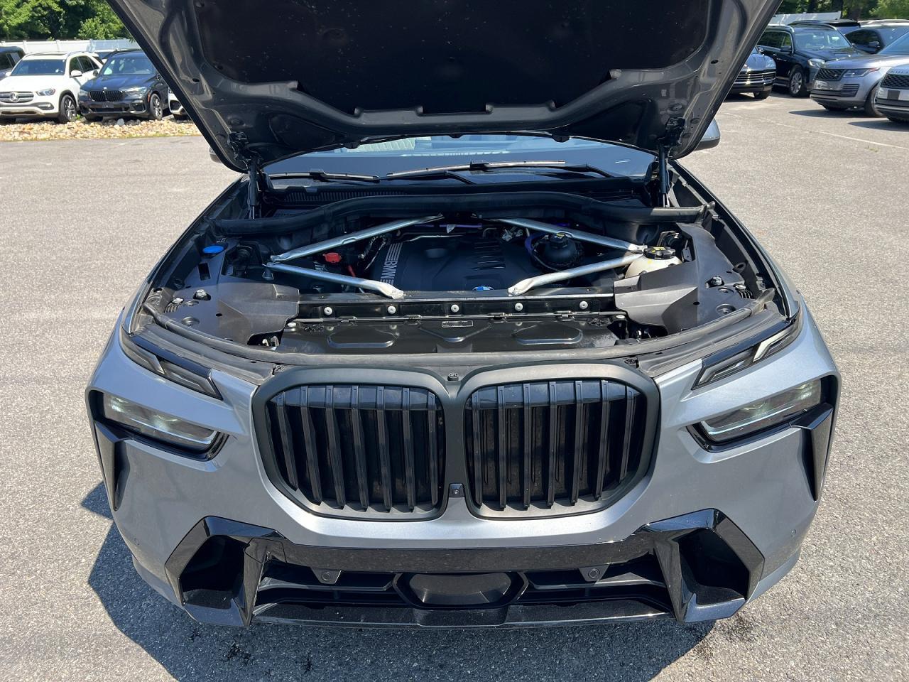 2023 BMW X7 xDrive40I - zdjęcie 8