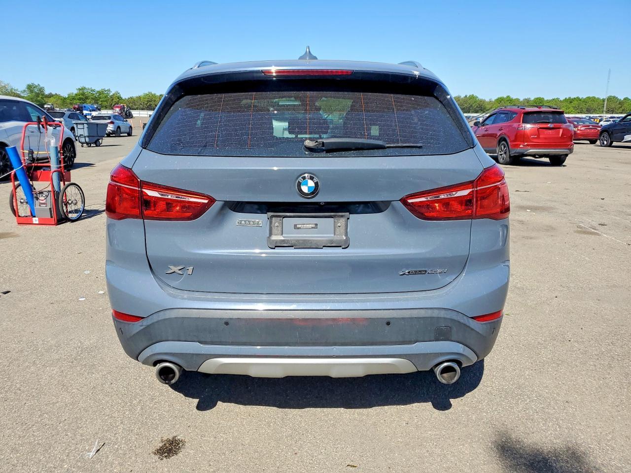 2021 BMW X1 xDrive28I - zdjęcie 6