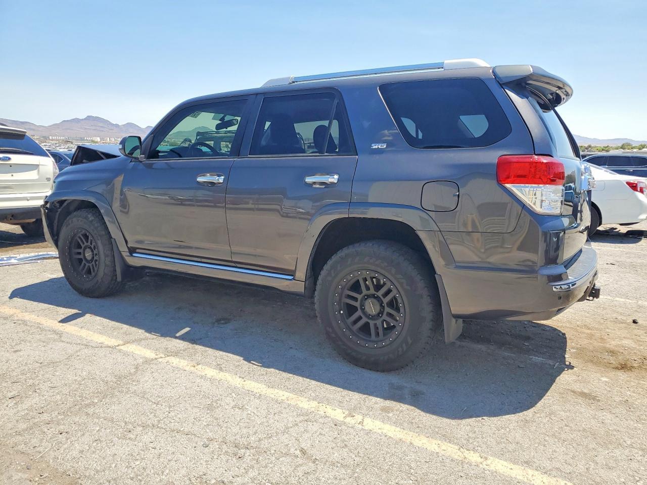 2013 Toyota 4Runner Sr5 - zdjęcie 2