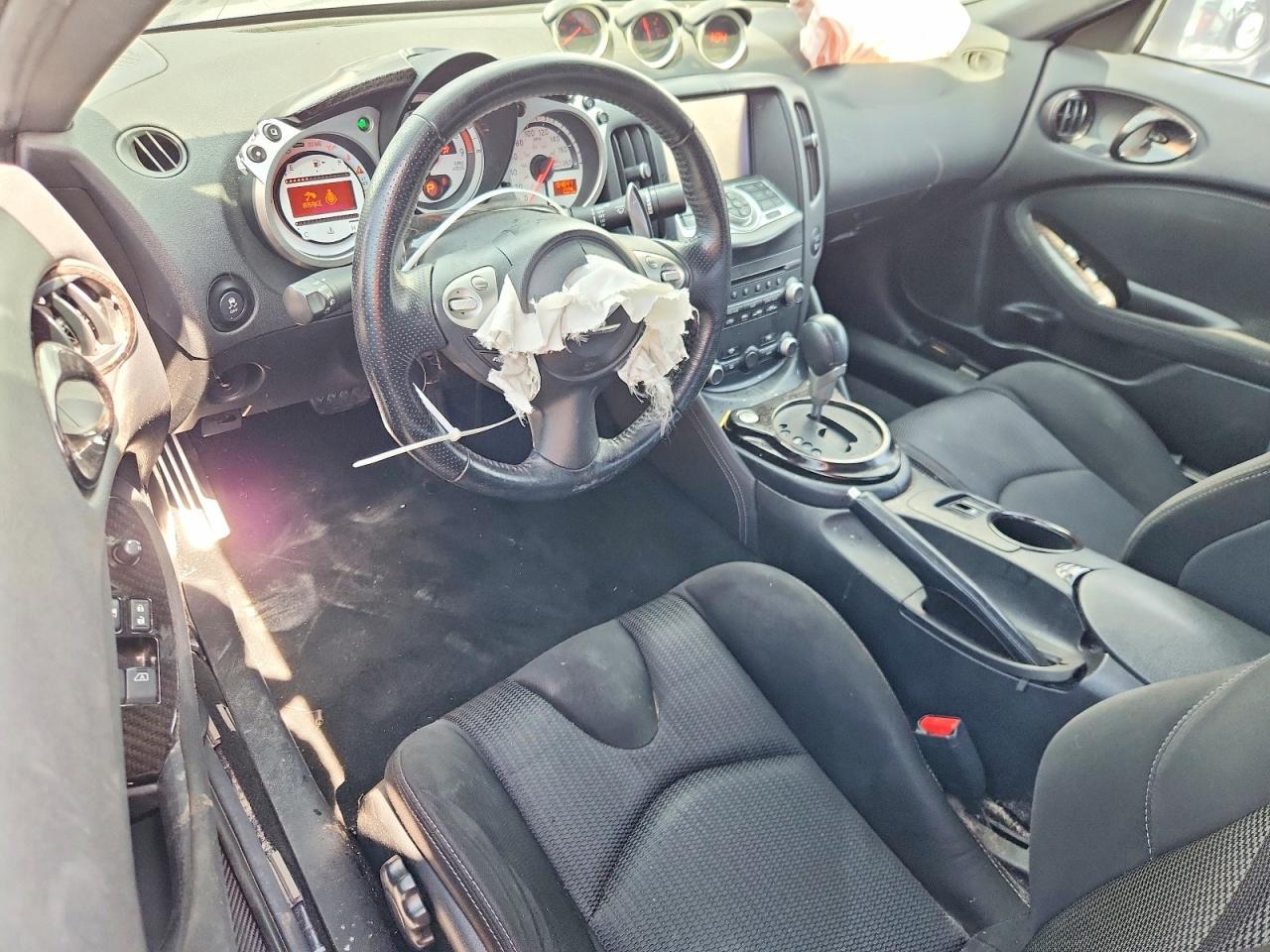 2018 Nissan 370Z Sport Tech - zdjęcie 8